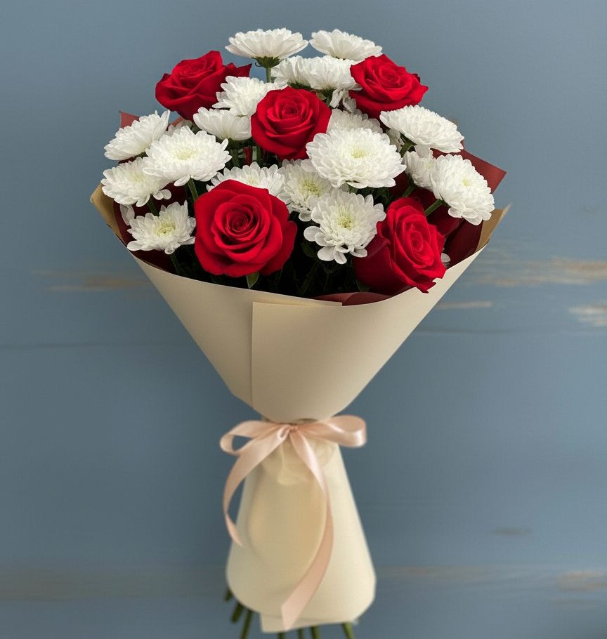 Букет цветов из: Розы и Хризантемы в Венцах