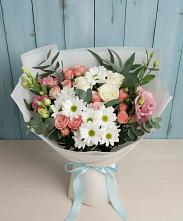 Букет цветов из:  Розы, Лизиантусы и Хризантемы #REPLACE_PRED# Венцах