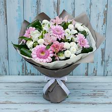 Букет цветов из:  Герберы, Альстромерии и Хризантемы в Венцах