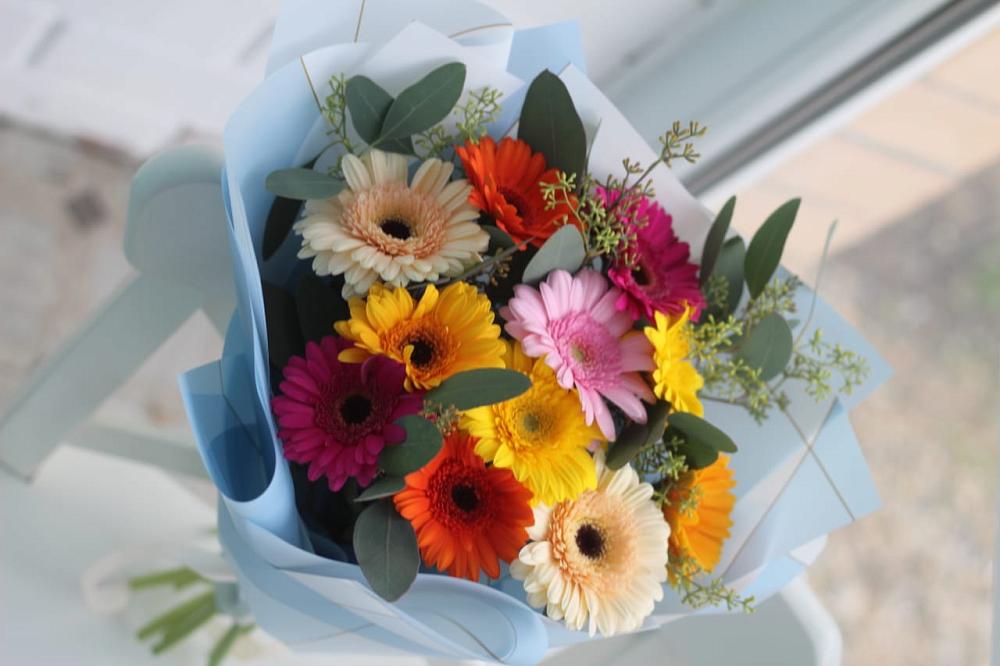 Букет цветов из: Герберы в Венцах