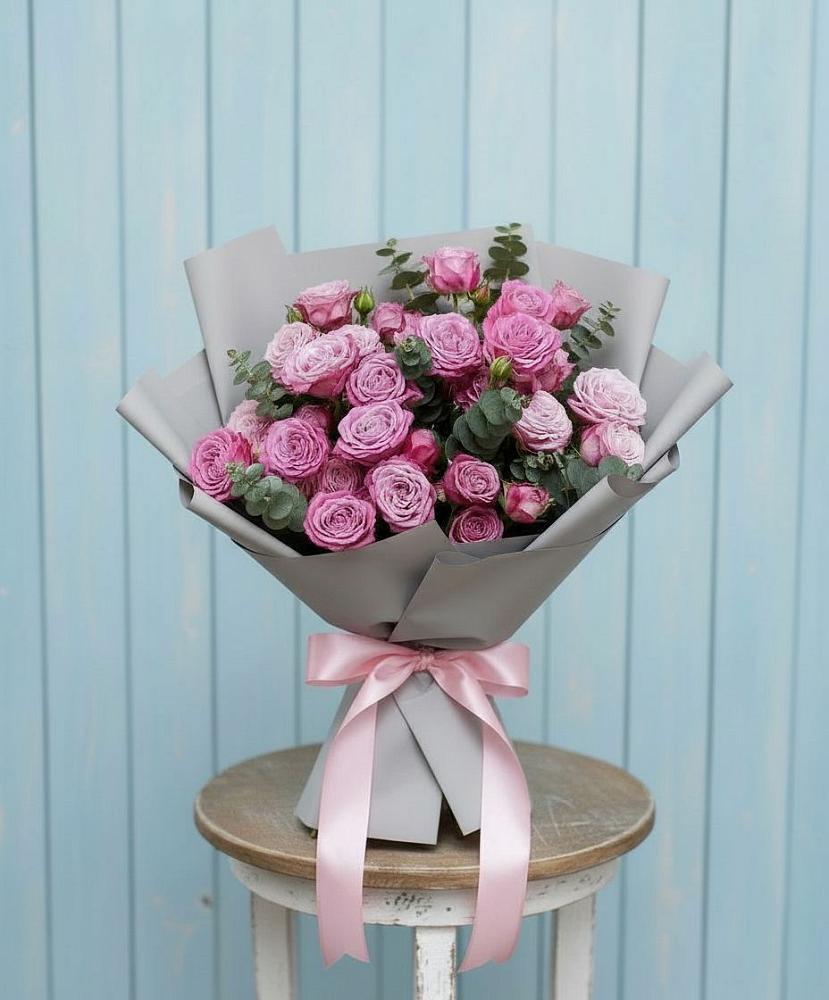 Букет цветов из: Розы в Венцах