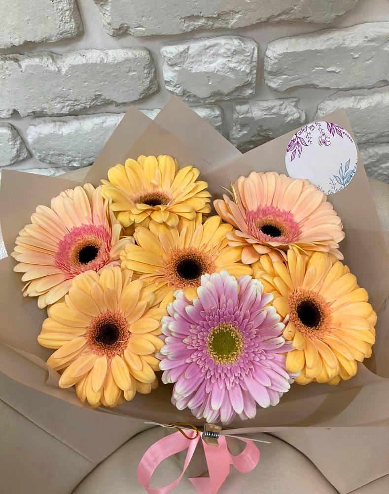 Букет цветов из: Герберы в Венцах