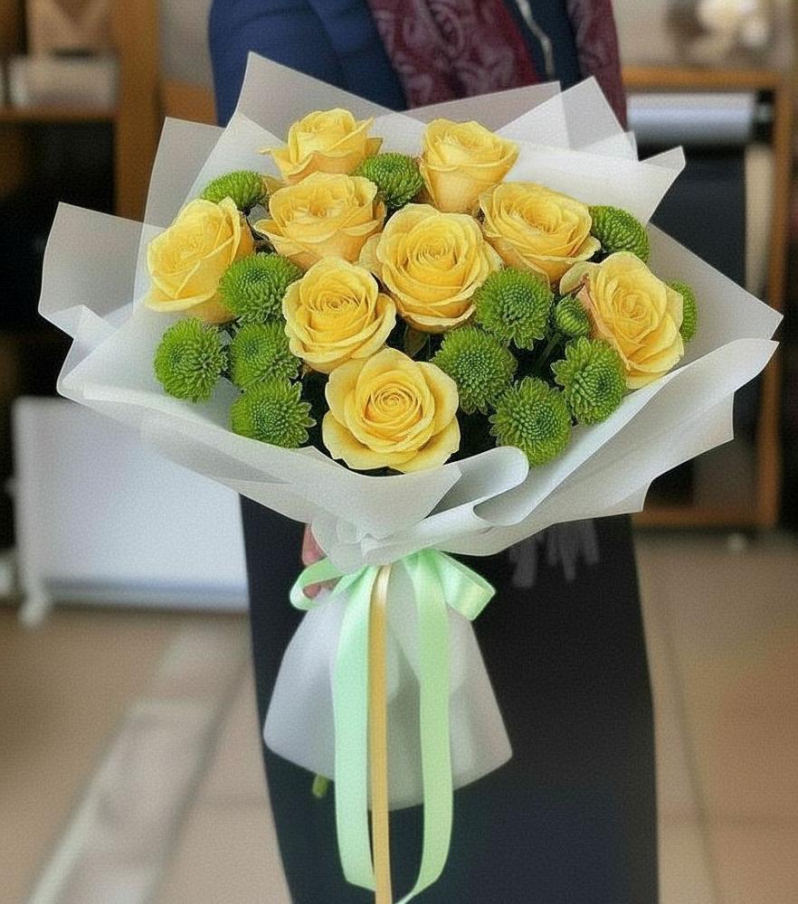 Букет цветов из: Хризантемы и Розы в Венцах