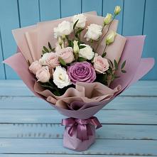 Букет цветов из:  Розы и Лизиантусы #REPLACE_PRED# Венцах