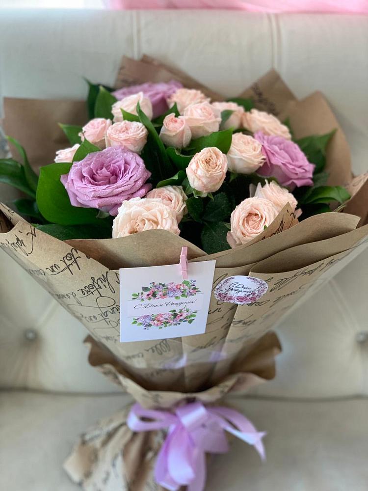 Букет цветов из: Розы в Венцах