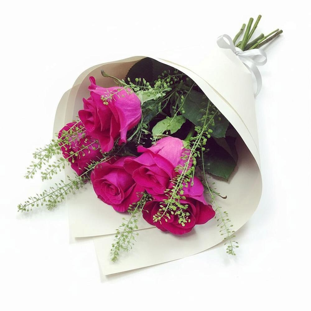 Букет цветов из: Розы в Венцах