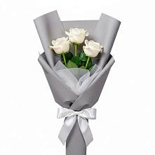 Букет 3 белые розы #REPLACE_PRED# Венцах