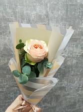 Букет цветов из:  Розы в Венцах