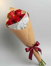 Букет цветов из:  Розы в Венцах
