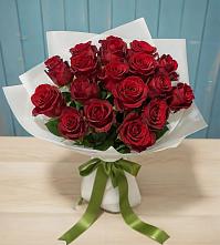 Букет Красные розы в Венцах
