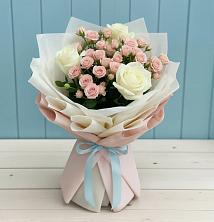 Букет цветов из:  Розы в Венцах