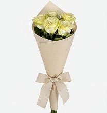 Букет цветов из:  Розы в Венцах
