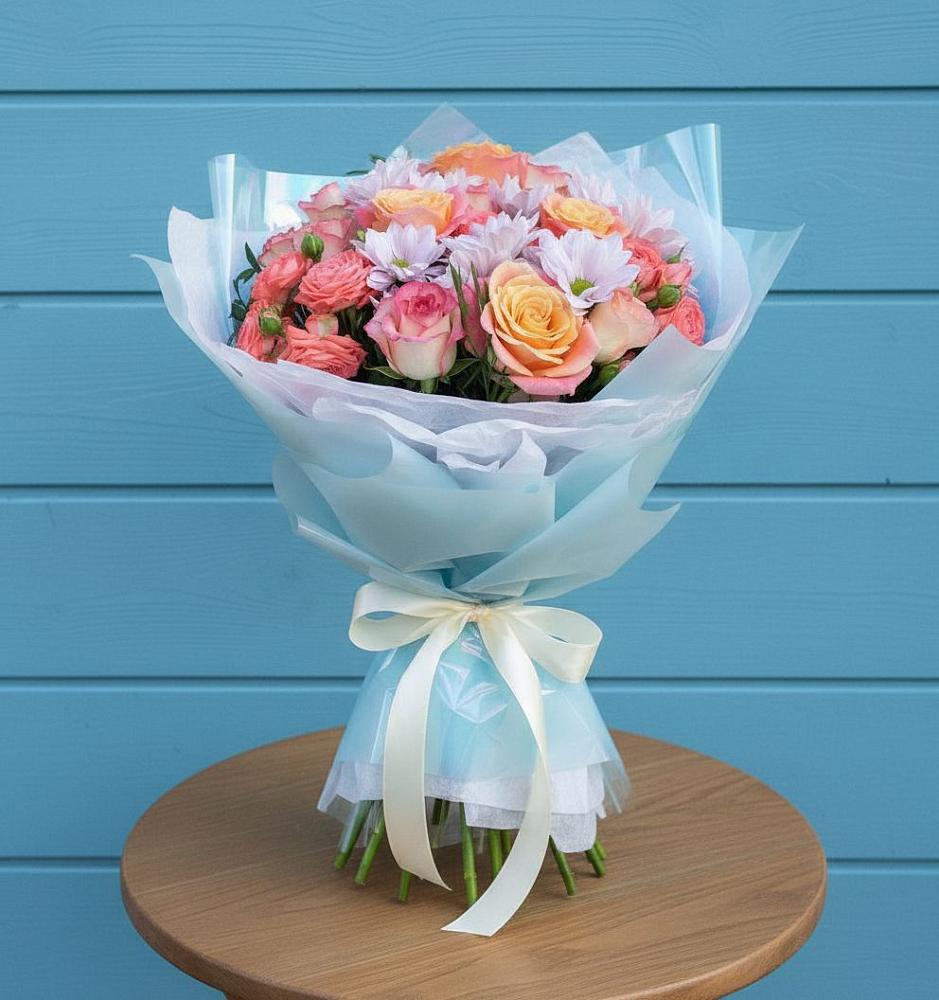 Букет цветов из: Хризантемы и Розы в Венцах