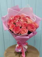 Букет 15 Розовых роз Равель в Венцах