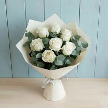 Букет Белые розы в Эвкалипте #REPLACE_PRED# Венцах
