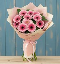 Букет цветов из:  Герберы в Венцах